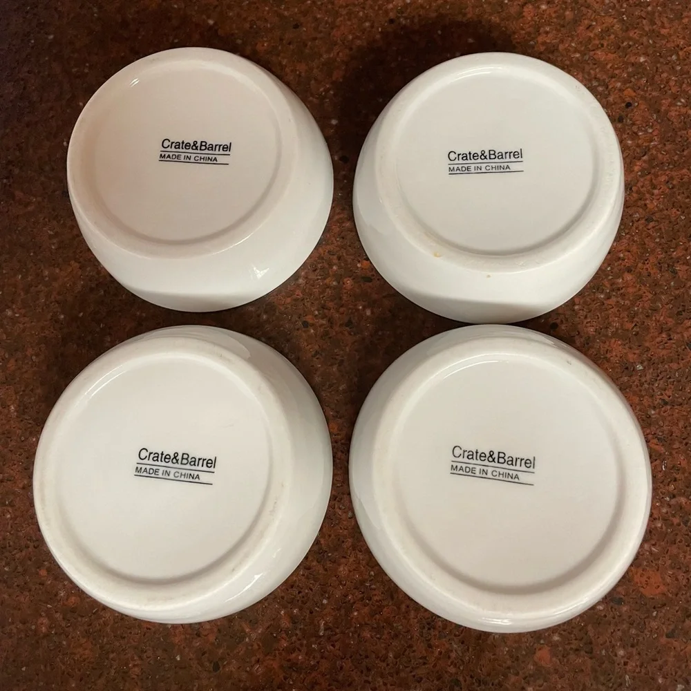 Crate&Barrel White Porcelain Mini Bowl Bundle of Four Bowls 4” X 1.5” Excellent